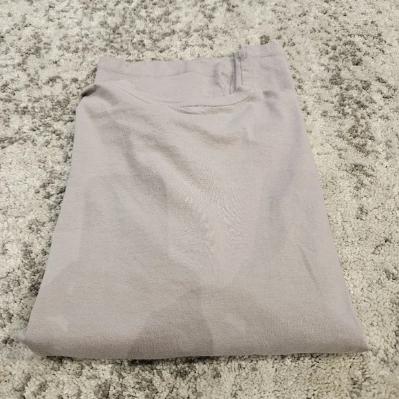 Zara Tee - Picture 5 of 7